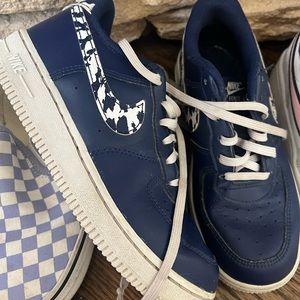 Navy blue kids Nikes